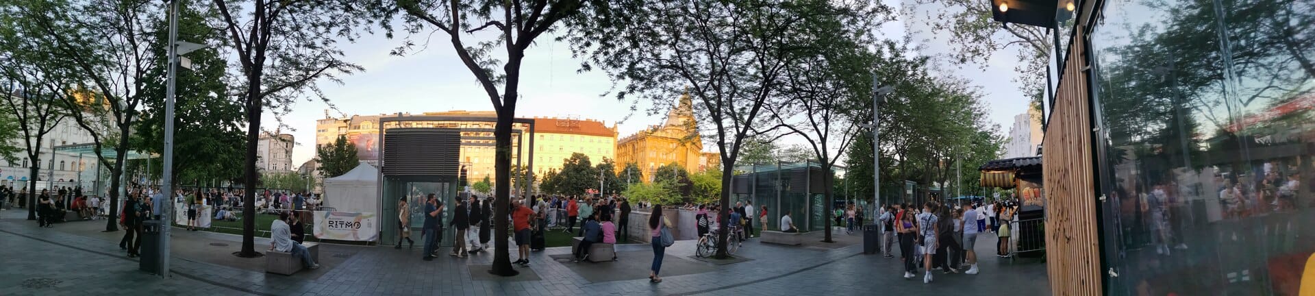 Панорама площади Budapest Ritmo 2024 целиком