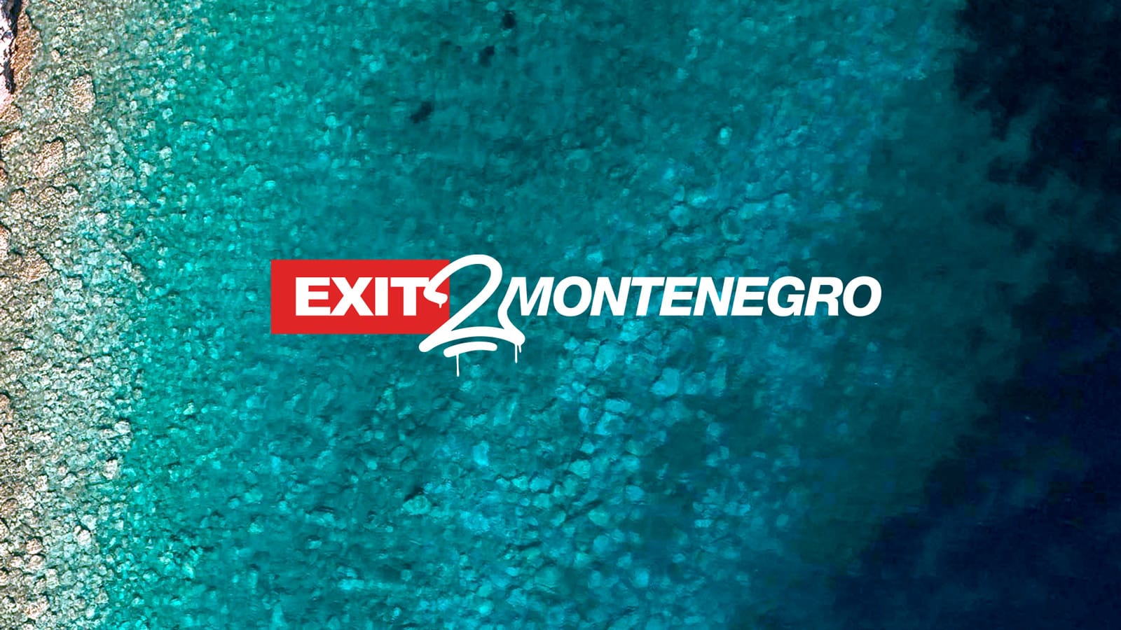 Ключевой визуал EXIT 2 Montenegro поверх бирюзового моря