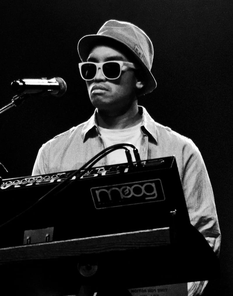 Chad Hugo выпустил сингл Jumpupw!nya с участием Tierra Whack и Leikeli47
