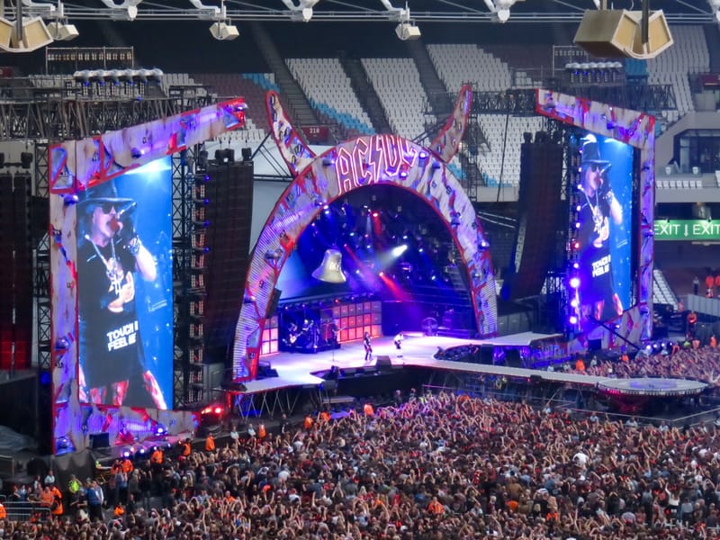 Шторм повредил стадион в Торонто: концерт AC/DC 16 сентября под вопросом